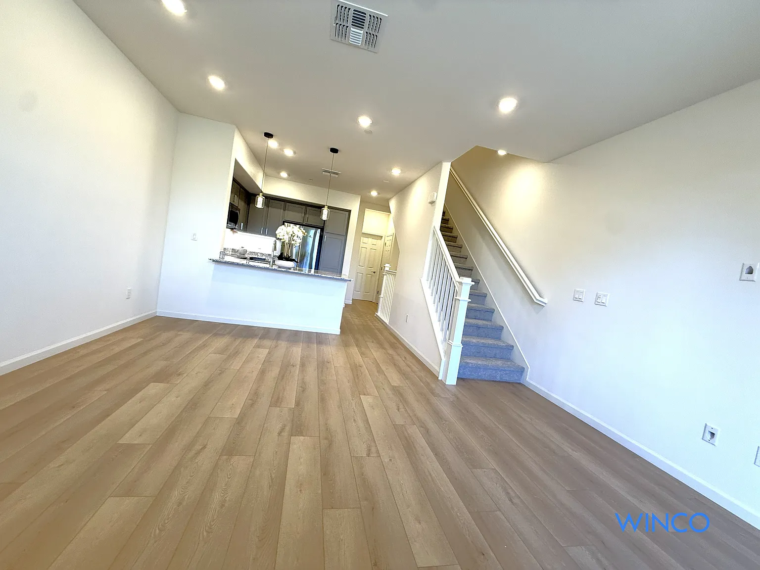 3 bed, $5,000 — Photo 4