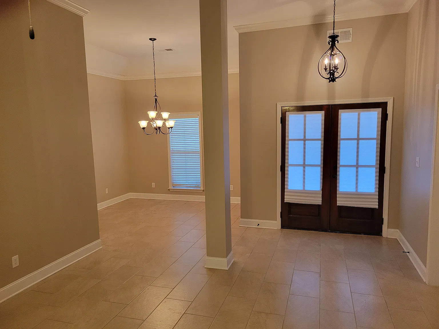 4 bed, 2250 sqft, $2,495 — Photo 4
