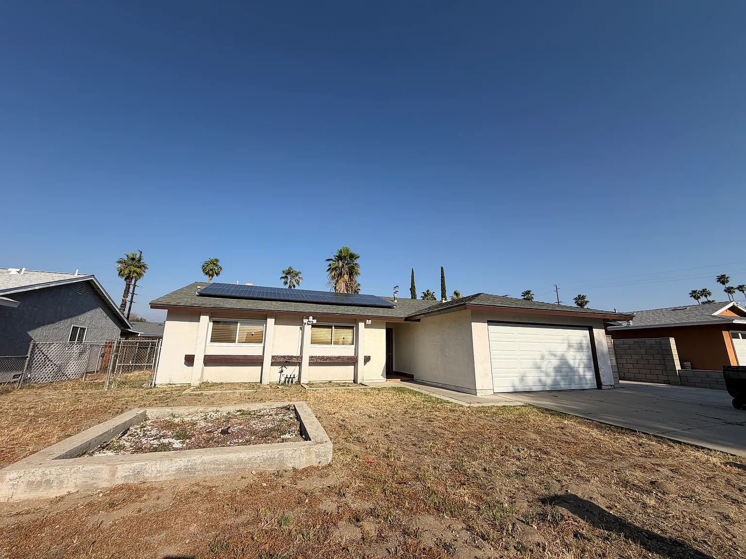 4 bed, 1308 sqft, $1,000 — Photo 1