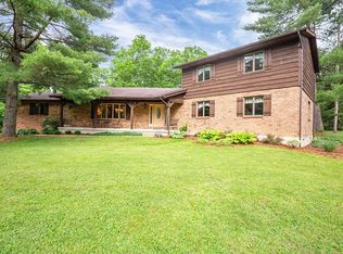 1517 Springdale Rd, Cincinnati, OH 45231