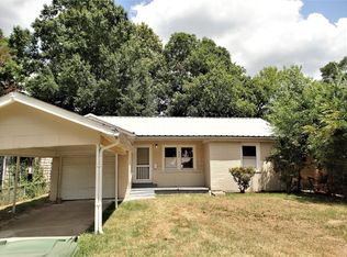 946 Milam St, Liberty, TX 77575