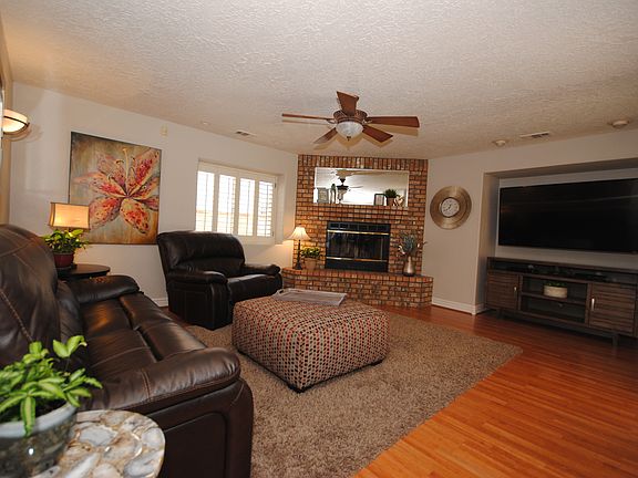 5th image of 14054 Driftwood Dr
