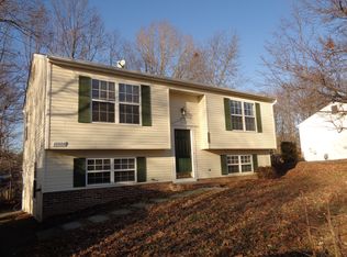 10008 Windridge Dr, Fredericksburg, VA 22407