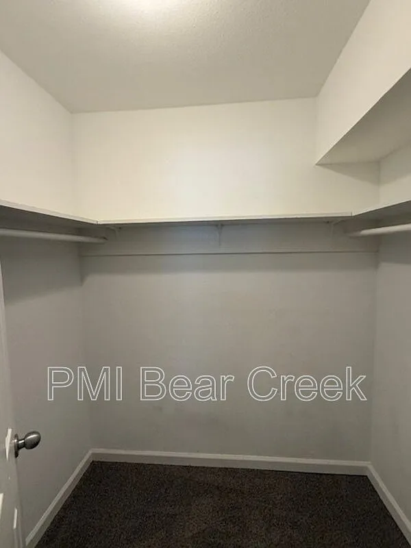 1 bed, 1.0 bath, 400 sqft, $800 — Photo 4