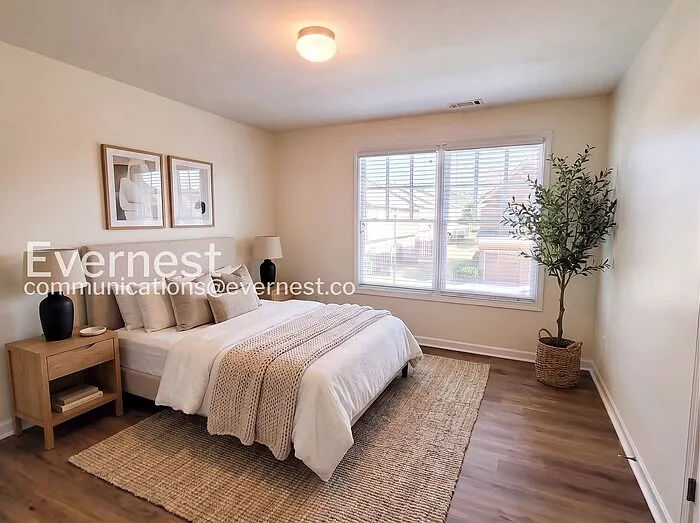 4926 Berkeley Oak Cir — Photo 2