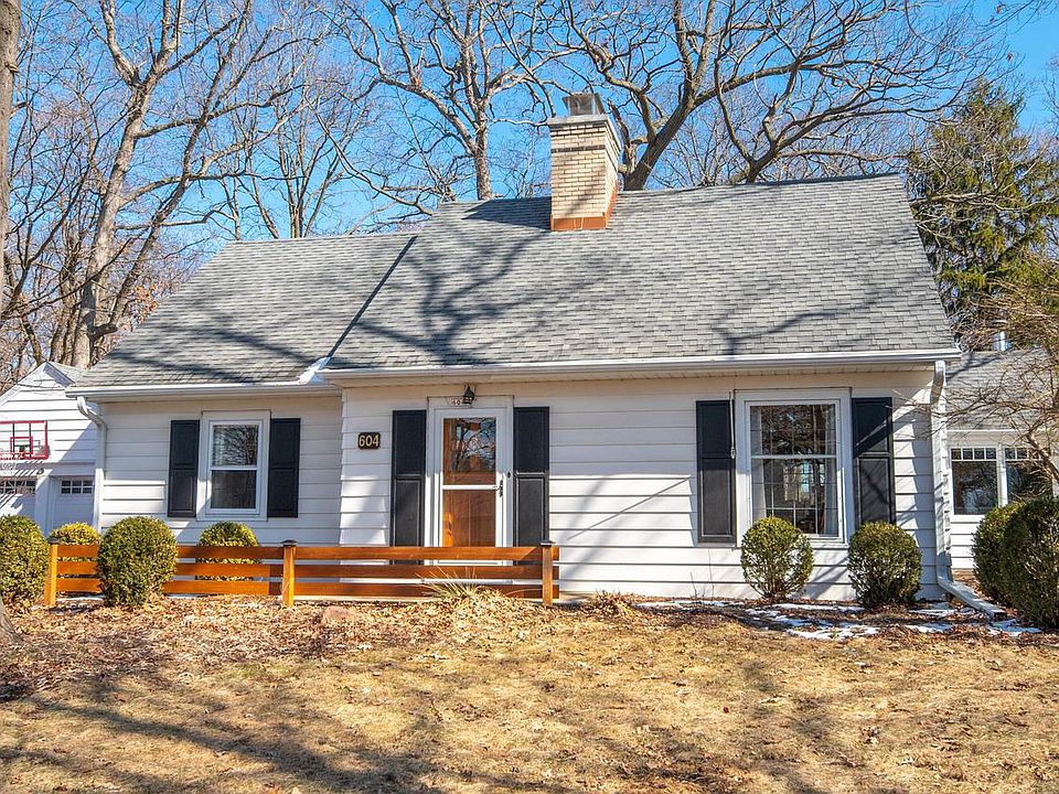 1st image of 604 N 119th STREET