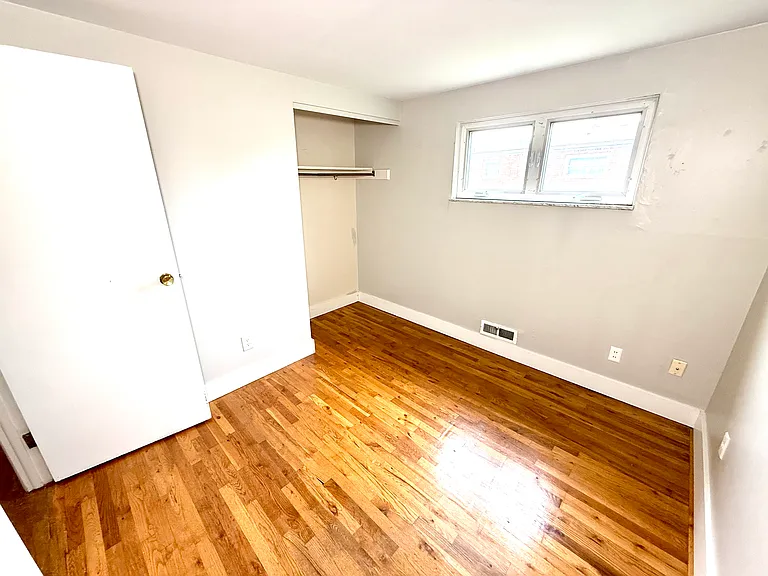 934 Woodhill Dr — Photo 8