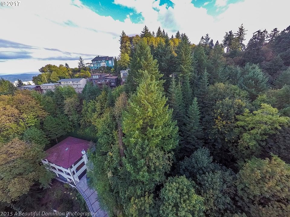 2nd image of 743 NW Macleay Blvd