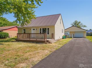 10 Maplewood Dr, Jamestown, OH