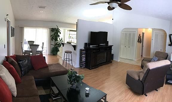 5th image of 1031 SE Spinnaker Ave