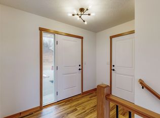 2412 Hadley Hills Dr NE, Rochester, MN 55906