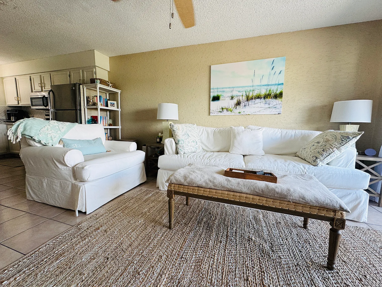 2 bed, 643 sqft, $2,100 — Photo 3