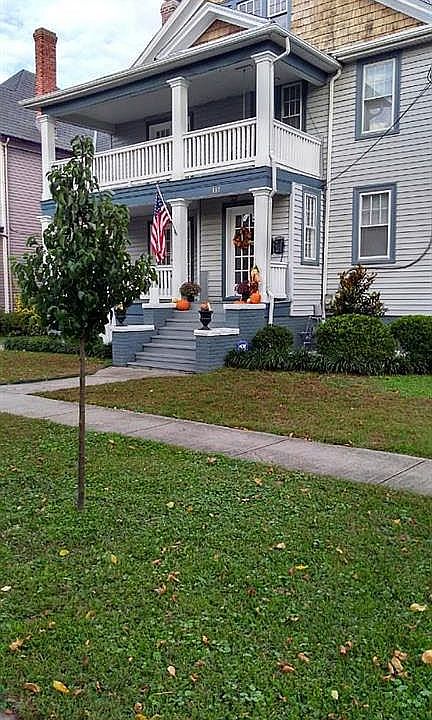 1st image of 137 Broad St
