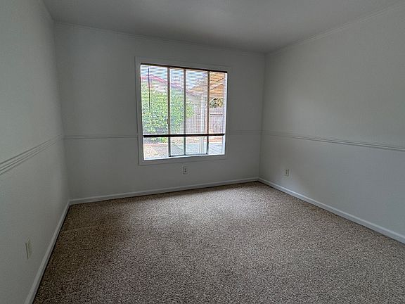5th image of 1470 Rizal Ct