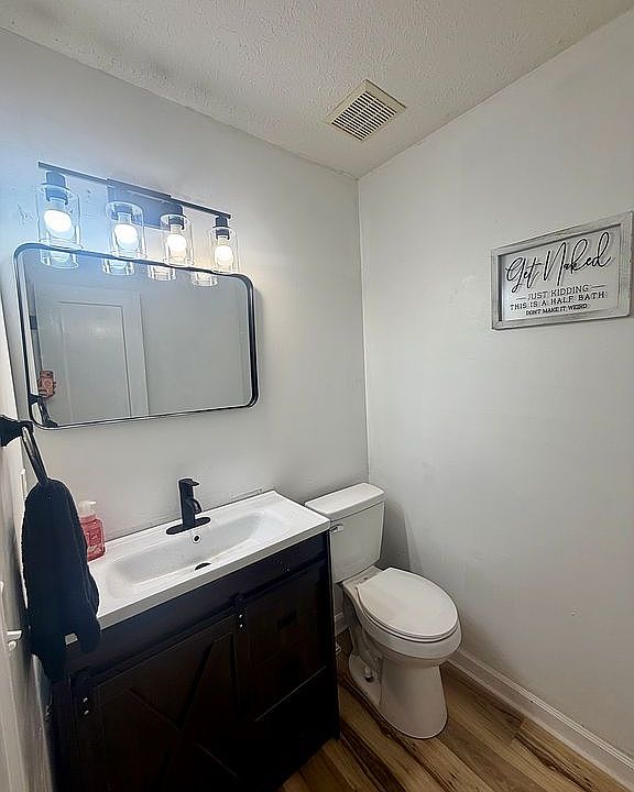 1st image of 430 Walton Ferry Rd APT 1605