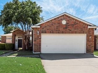 1121 Wabash Ct, Saginaw, TX 76131