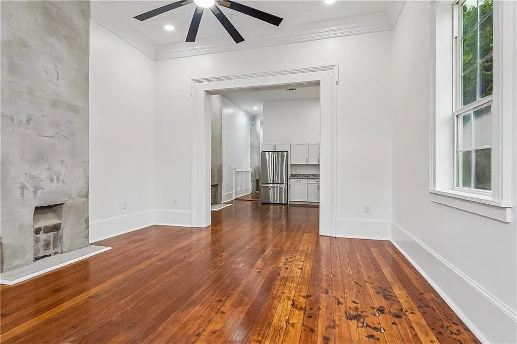 2 bed, 1250 sqft, $2,500 — Photo 2