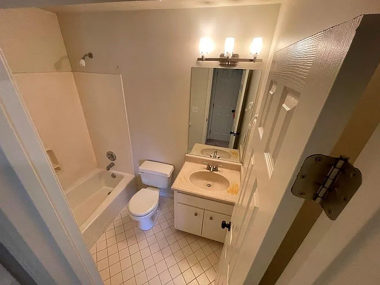 510 Stonebrook Farms Dr — Photo 26