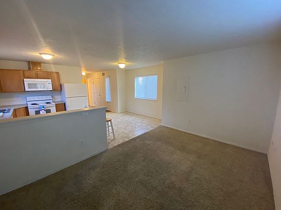 2nd image of 2607 E Boone Ave #B