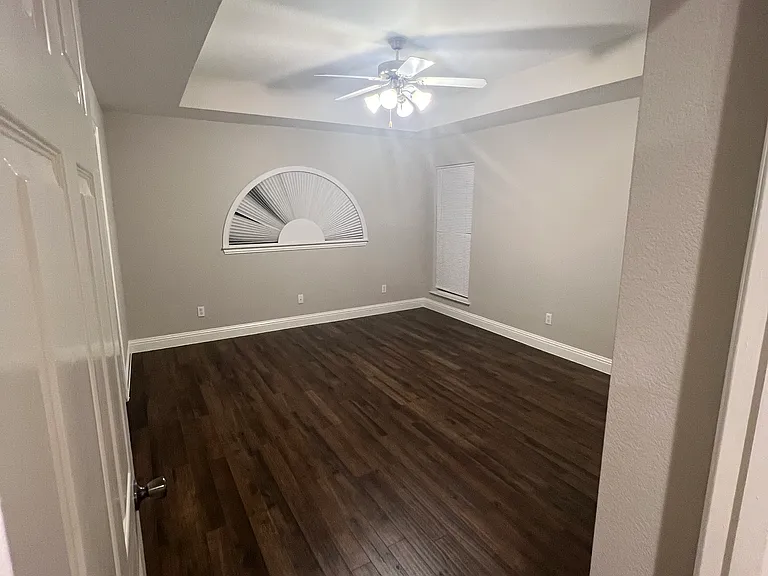 313 Timbercreek Ct — Photo 15