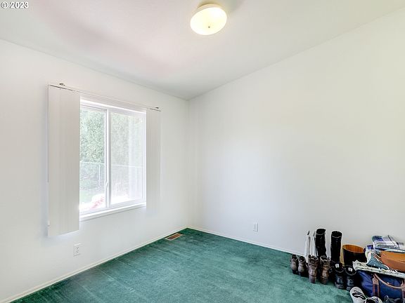 5th image of 14750/52 SE 329th Ave