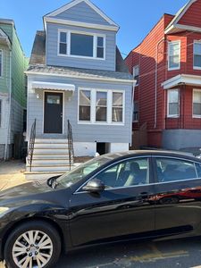 19 Dwight St, Jersey City, NJ, 07305