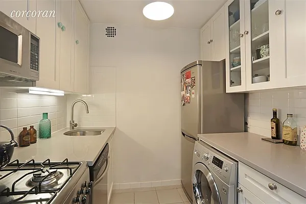 Rented by Corcoran | media 7