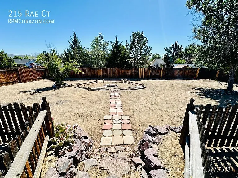 215 Rae Ct — Photo 31