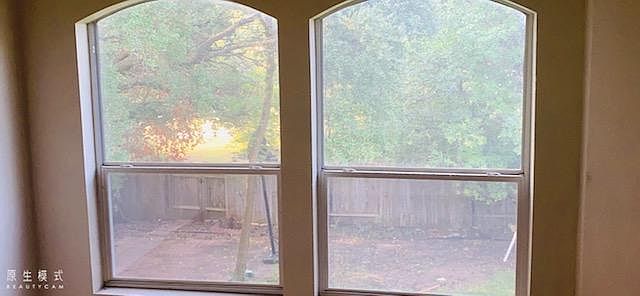 1st image of 8012 Whitworth Ln