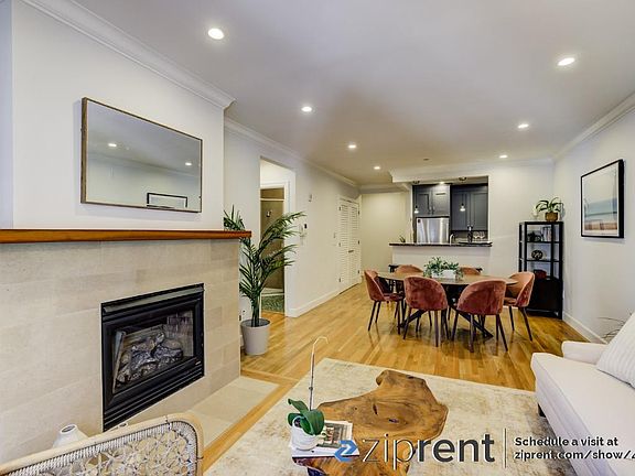 2nd image of 939 Jackson St APT 101