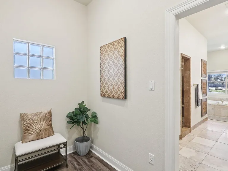 294 Logan Ranch Rd — Photo 23