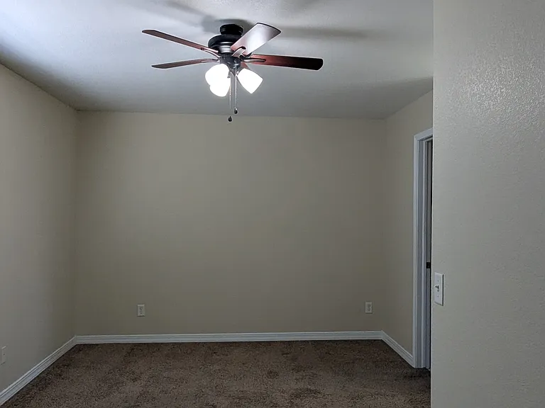 7335 Legacy Point — Photo 15