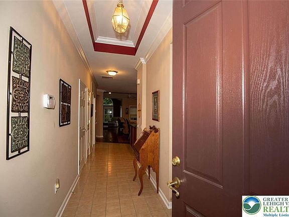 3rd image of 71 Moor Dr