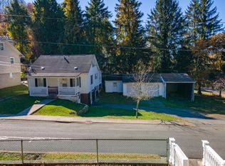 824 Johnson Ave, Morgantown, WV 26505