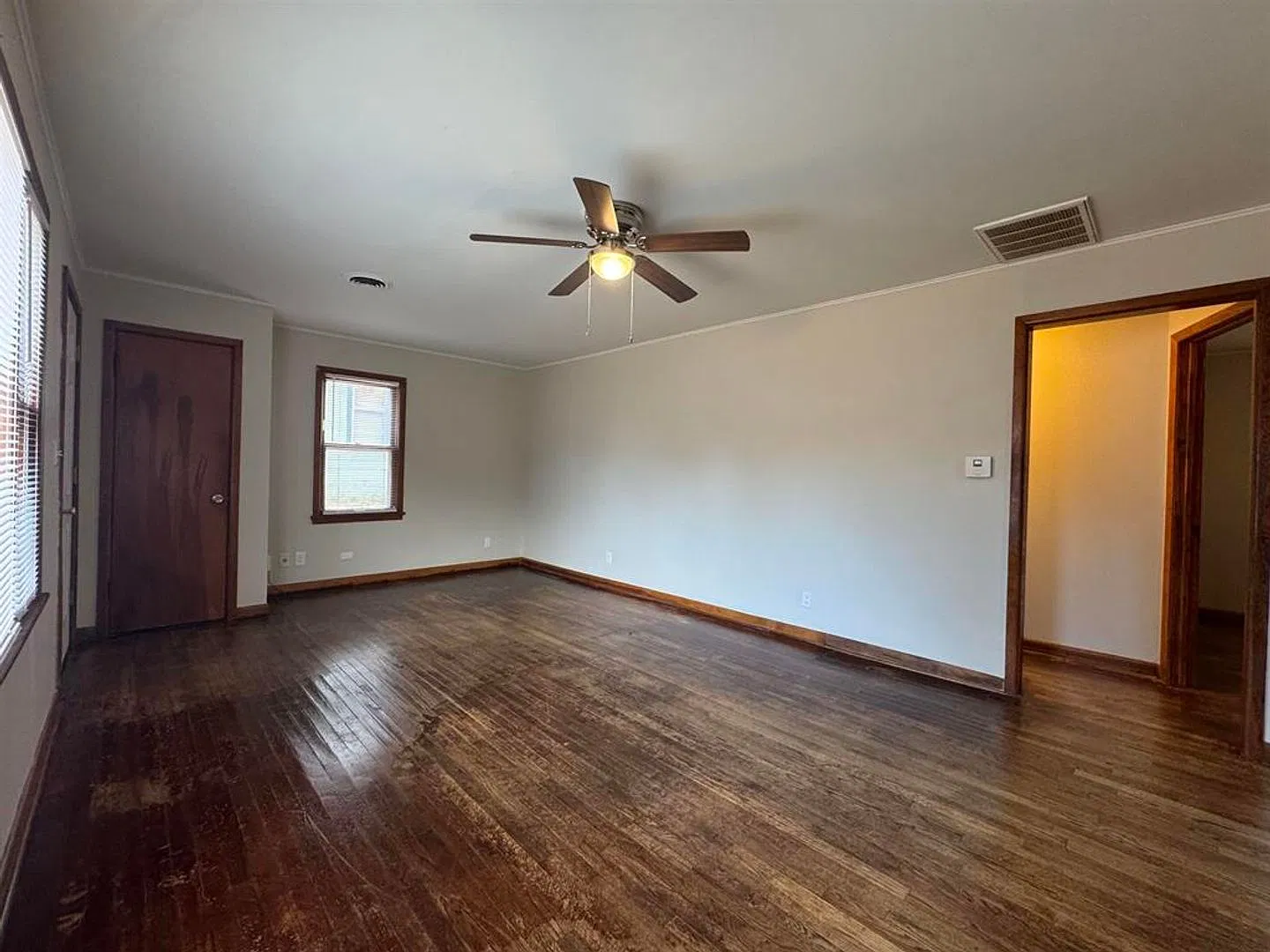 Charming 2 Bed / 1 Bath with Hardwood Floors, Garage & Storm Shelter — Photo 4