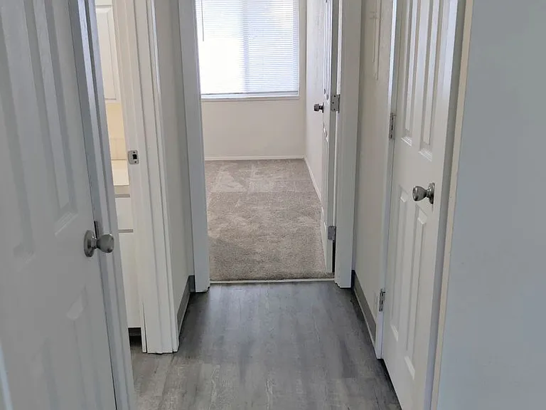 Pepper Tree Village Apartments — Photo 34