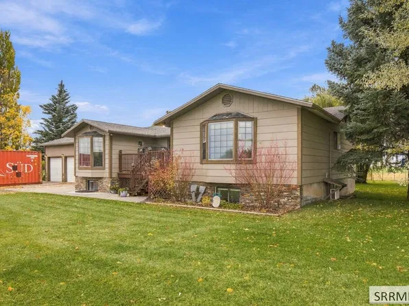 121 N 2300 E, Saint Anthony, ID 83445