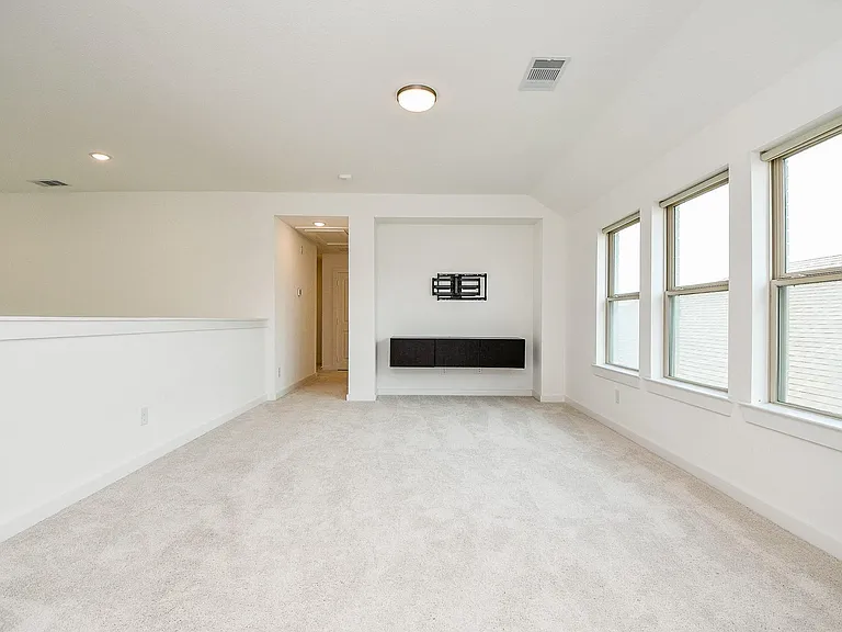 943 Malibu Shore Ln — Photo 32