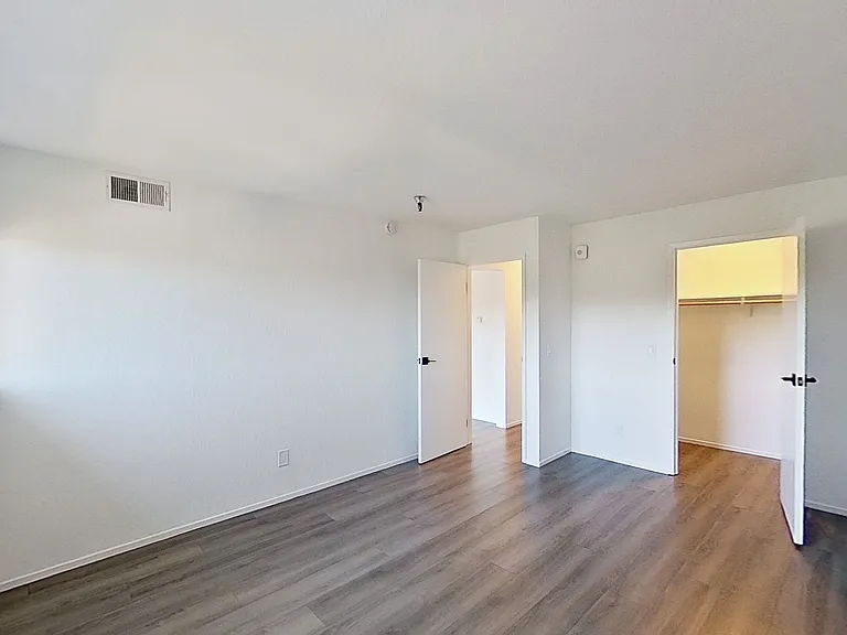 2033 Castro St #11 — Photo 6