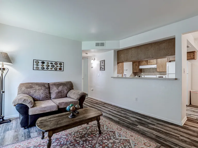 Sierra Vista — Photo 7