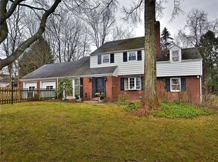 64 Woodland Farms Rd, Pittsburgh, PA 15238