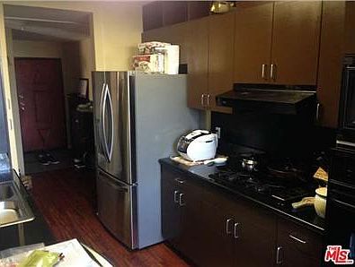 3rd image of 326 Westminster Ave APT 306