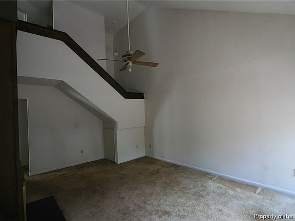 3rd image of 563 Ayrshire Way