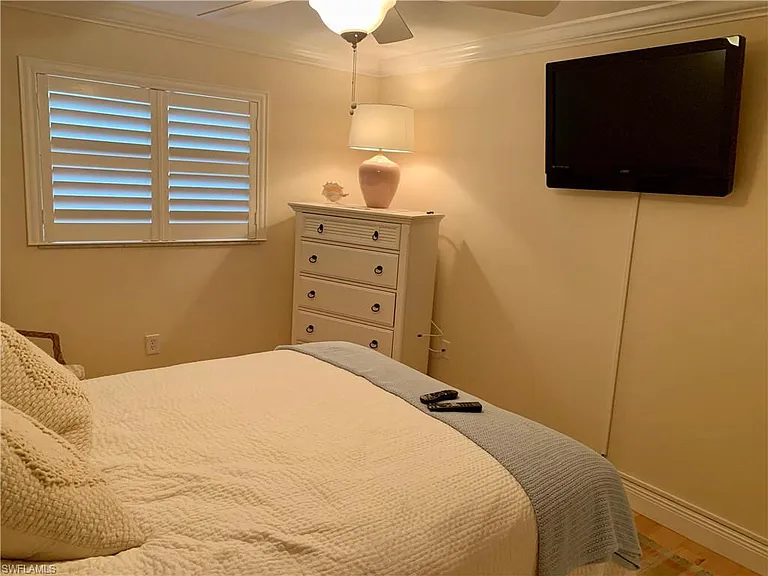 333 Harbour Dr #211 — Photo 30