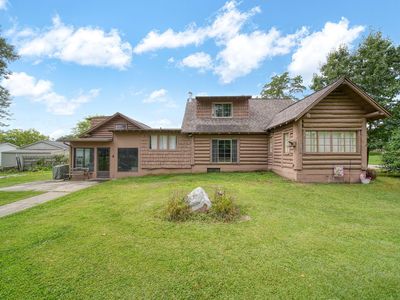 8000 S Portage Rd, Jackson, MI, 49201