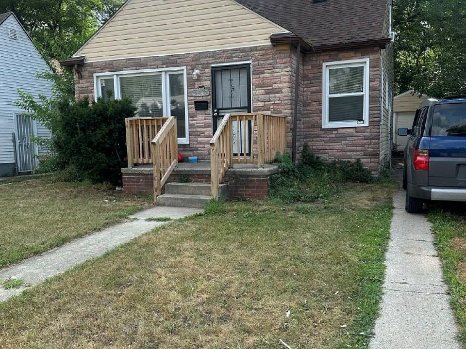 1st image of 20067 Greenview Ave