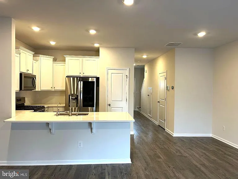 50 Peregrine Way — Photo 6