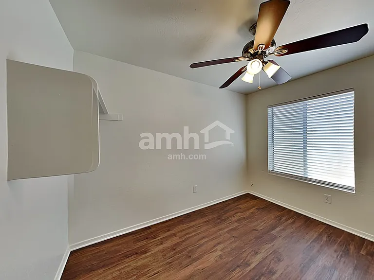 539 S Apache Dr — Photo 24