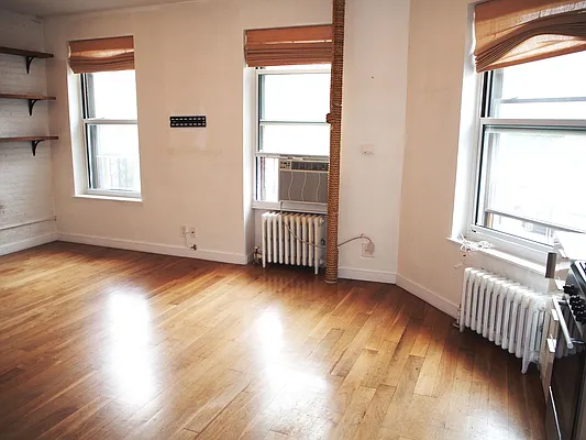 Rented by NY Home & Living Inc. | media 19