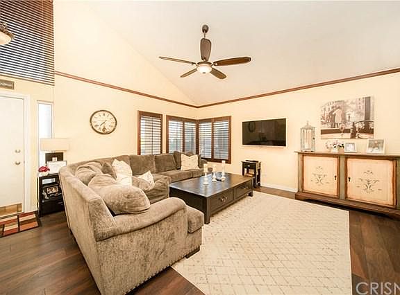 4th image of 23022 Calvello Dr